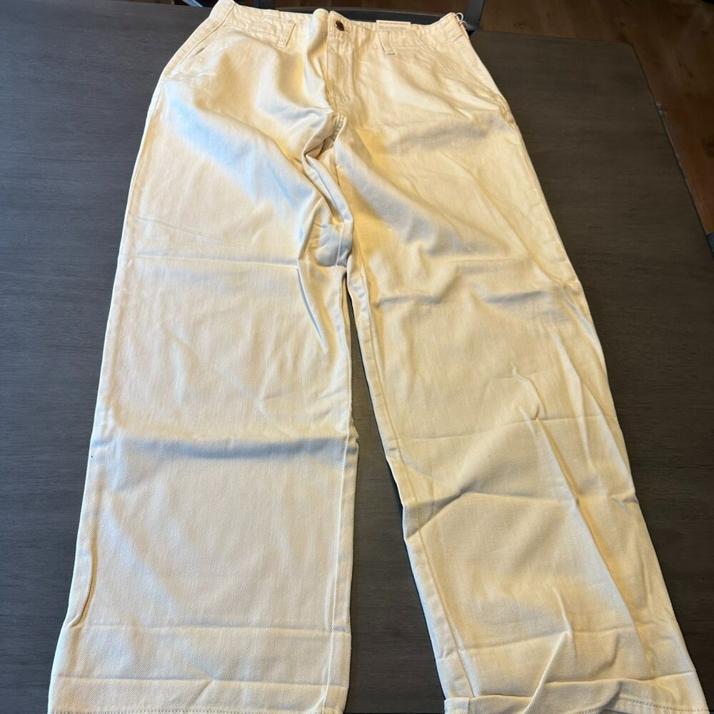 NWT Universal Thread Women's Relaxed Straight Cream Colored Jeans Size 10/30R